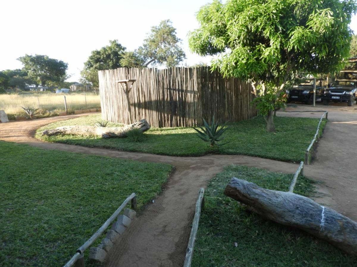 Mbabat Bongan Safari Lodge المظهر الخارجي الصورة