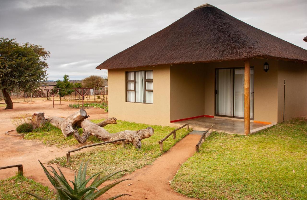 Mbabat Bongan Safari Lodge المظهر الخارجي الصورة